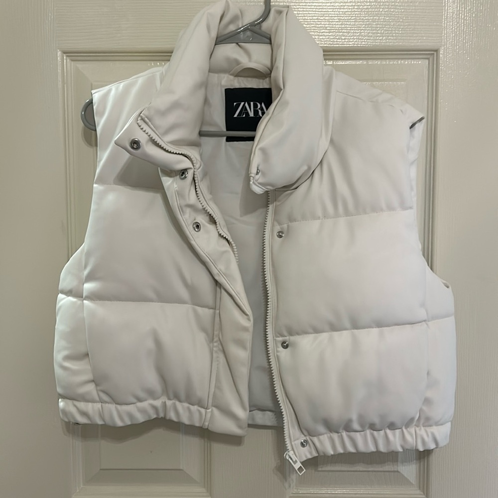 Zara White Leather Puffer Vest
